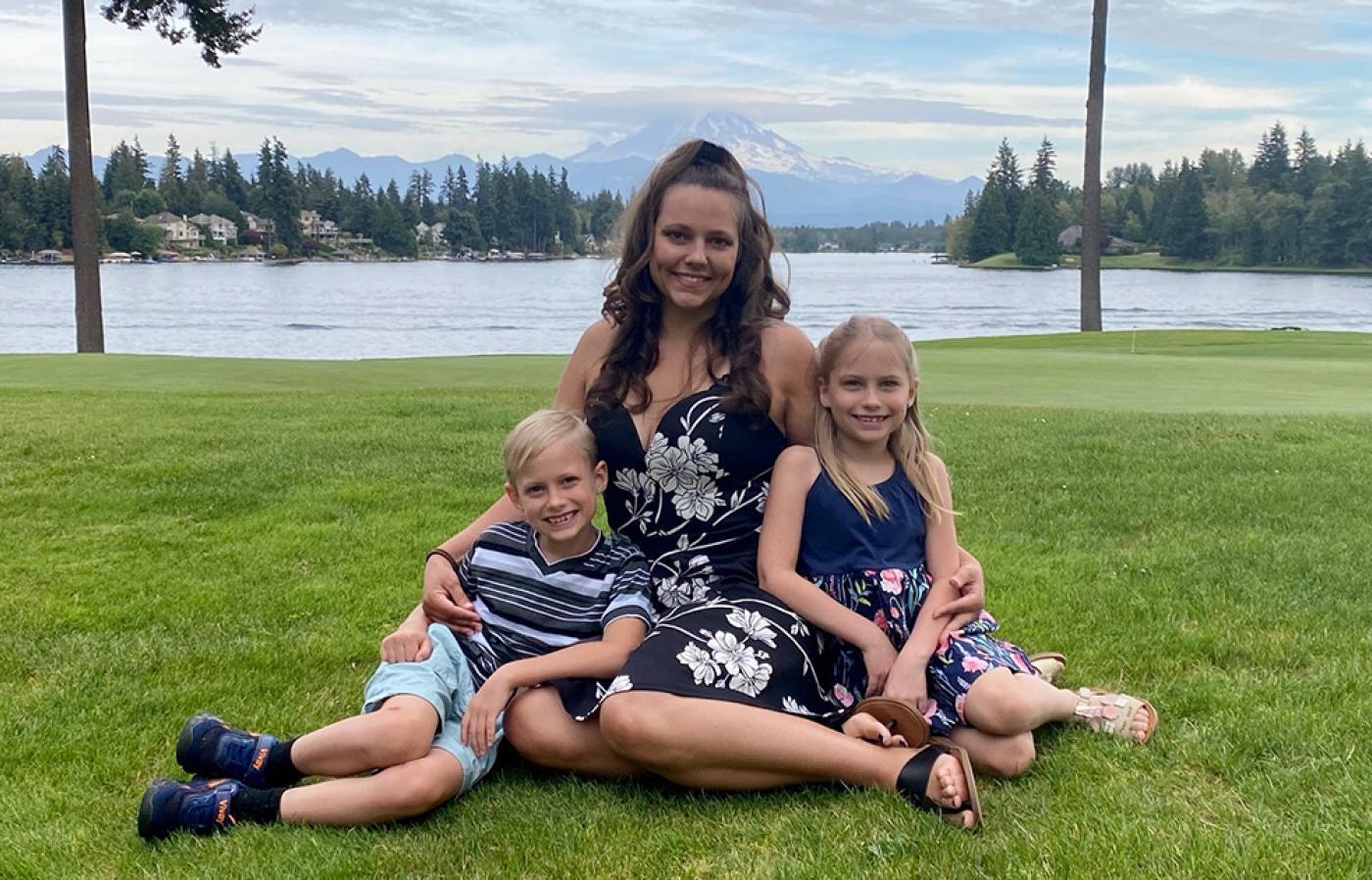 Cecilia Rosas and her twins