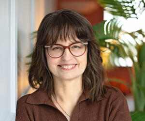 Smiling woman portrait. 